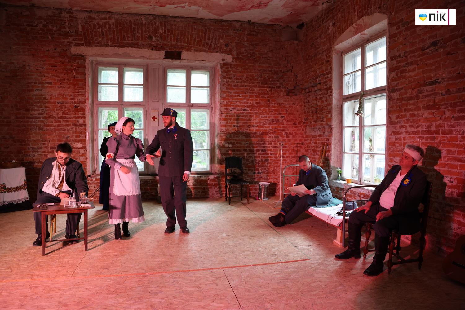 "Усусуси у шпиталю": у Франківську показали екскурсію-реконструкцію 1915 року (ФОТО) 23 G71A6836 resize