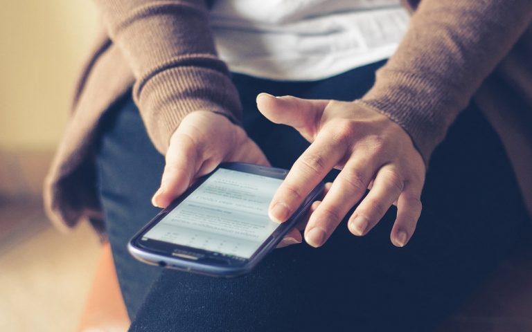 Франківка втратила 20 тисяч гривень через знайомство в інтернеті 6 a12b44ca8d3ae9551f648857f023f1c3
