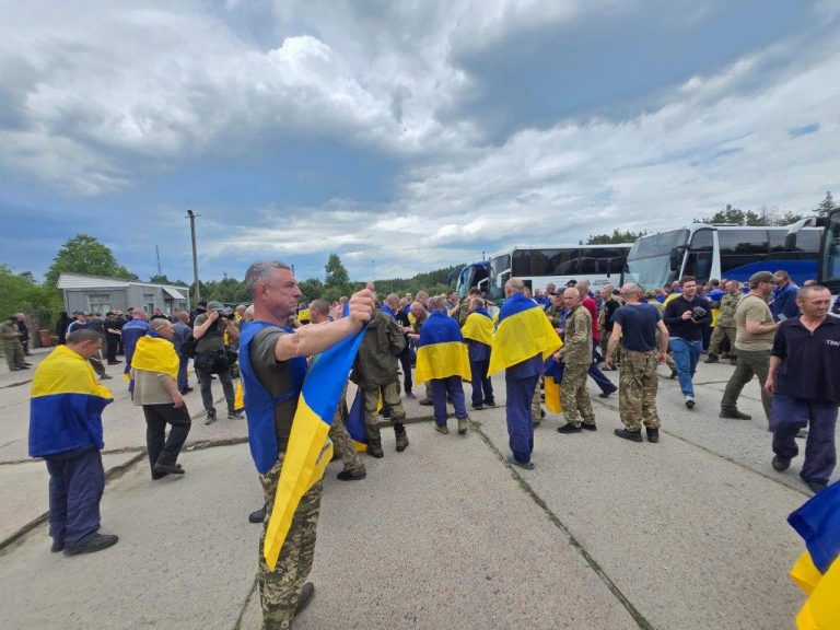 Зеленський анонсував третій етап обміну полоненими 9 photo 2025 05 24 14 01 00