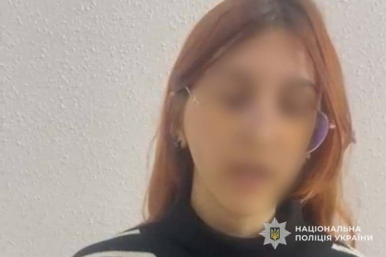 У Тернополі 18-річна няня ображала дворічну дитину та знімала це на відео (ФОТО) 4 v8 27ad8019c1b8d6072767124636960a95 resized d8eb33d3d6f471df3e44005c5b0094dfe219dc2b