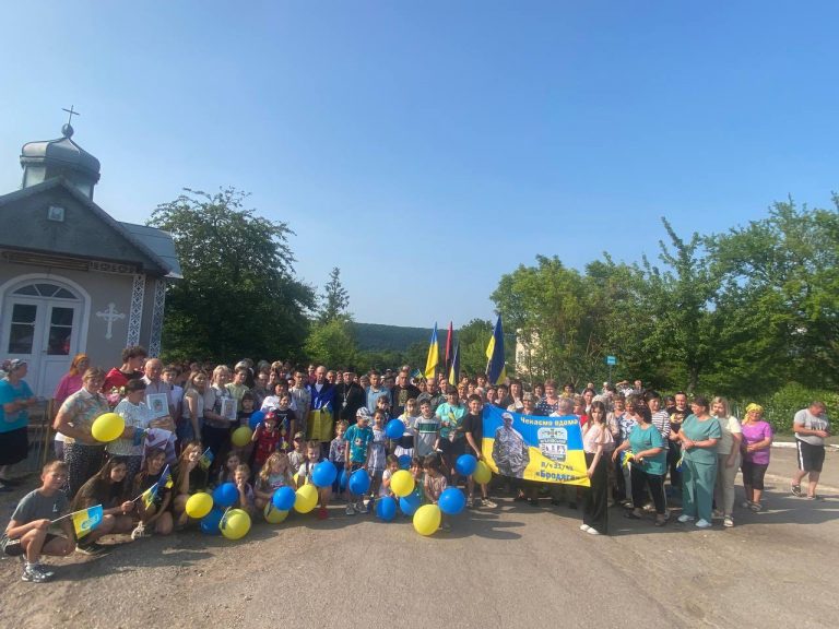 На Городенківщині зустріли звільненого з полону Віталія Ленчовського (ФОТО, ВІДЕО)