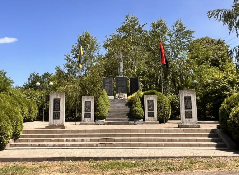 У Бовшеві на Прикарпатті проживає 1346 мешканців: чим особливе село