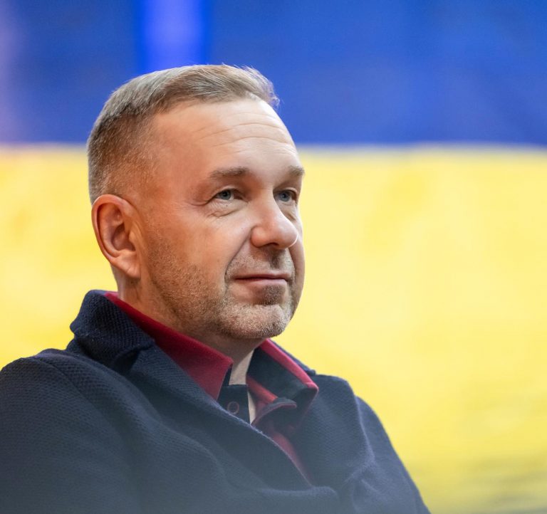 Голова правління "Прикарпаттяобленерго" Олександр Бубен йде з посади 11 513828612 122159114852476139 825278037893187939 n e1751270844801