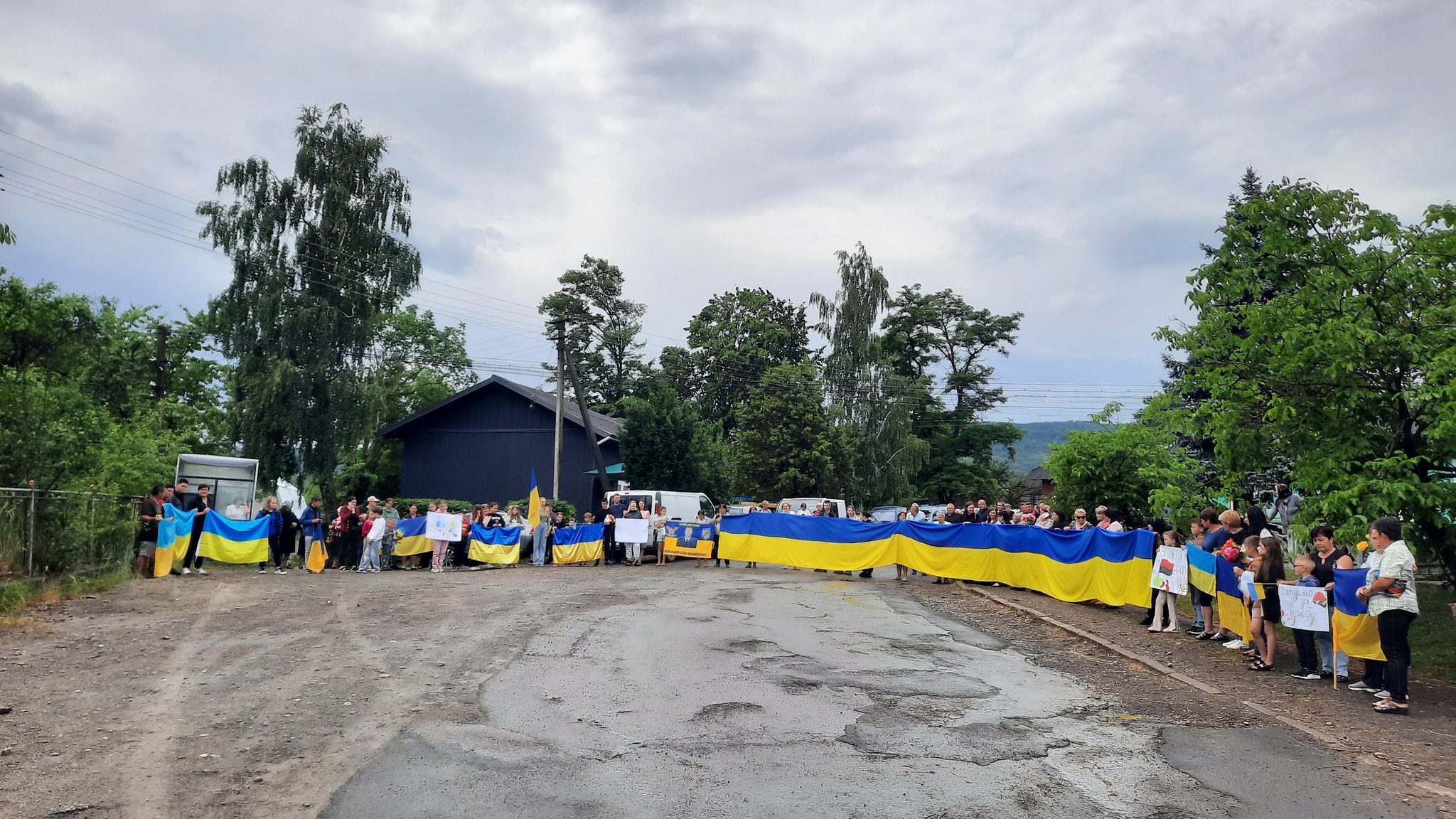На Коломийщину повернувся захисник з російського полону (ФОТО) 1 514058445 3112359405578301 670611284326872117 n