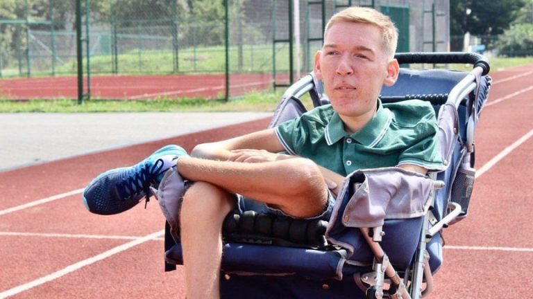 Зеленському доповіли про скандал навколо зборів коштів для Назарія Гусакова 7 Зеленському доповіли про скандал навколо зборів коштів для Назарія Гусакова