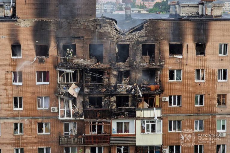 Росіяни атакували Харків: у місті вночі пролунали понад півсотні вибухів (ФОТО)