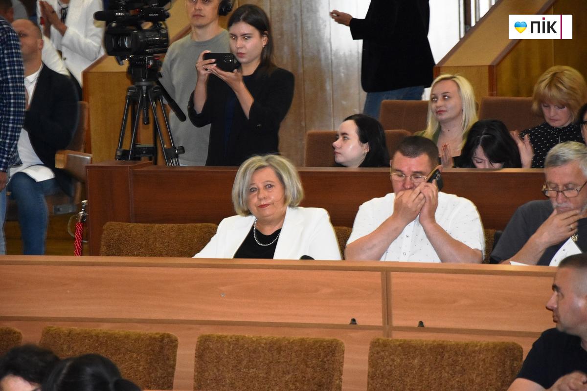 Звернення, нагороди та нові призначення: як минула сесія Франківської обласної ради (ФОТО) 7 DSC 0002