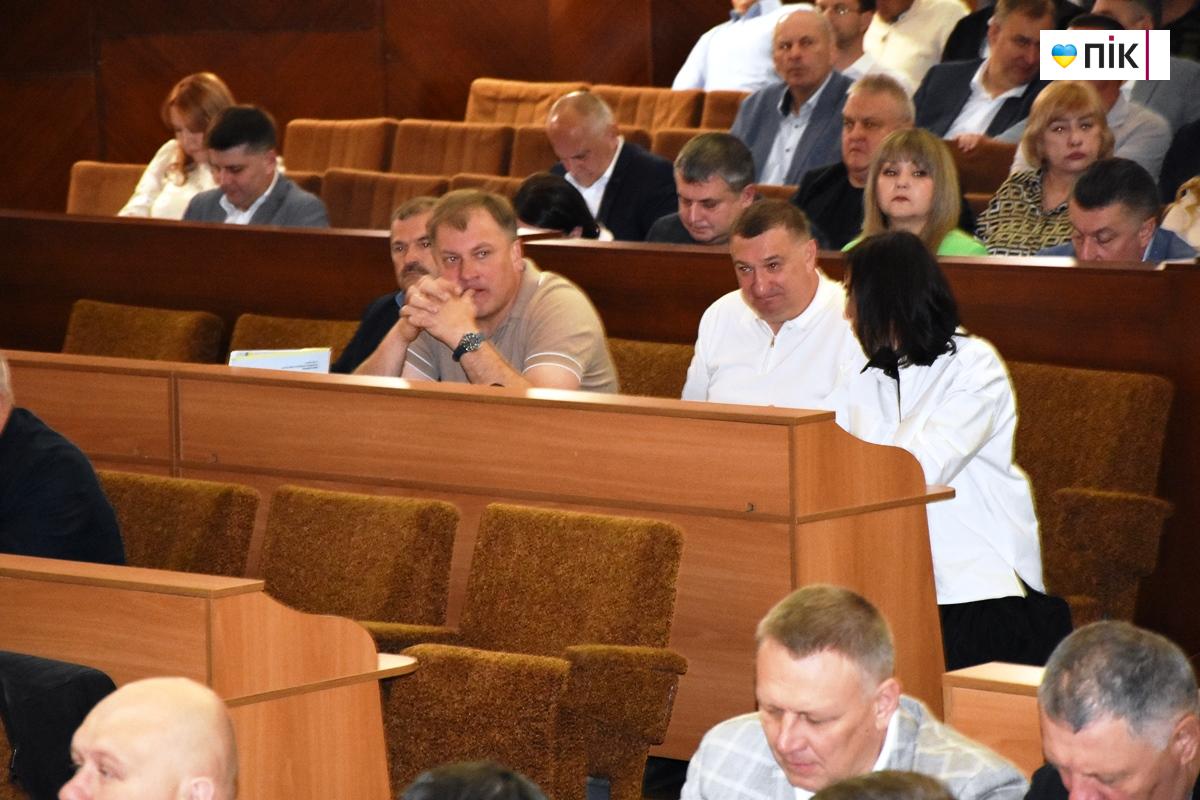 Звернення, нагороди та нові призначення: як минула сесія Франківської обласної ради (ФОТО) 9 DSC 0005