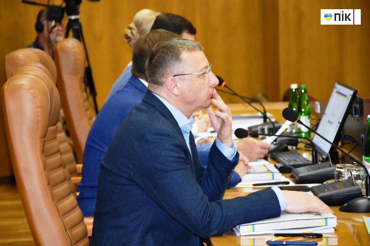 Звернення, нагороди та нові призначення: як минула сесія Франківської обласної ради (ФОТО) 10 DSC 0006