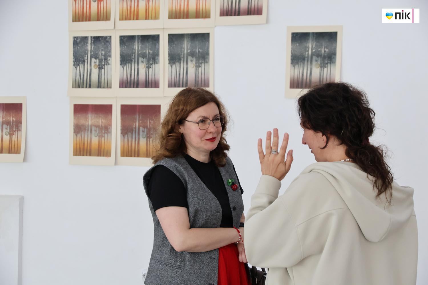 У Франківську відкрили виставку художниці-графіка Оксани Стратійчук (ФОТО) 3 IMG 0216 resize