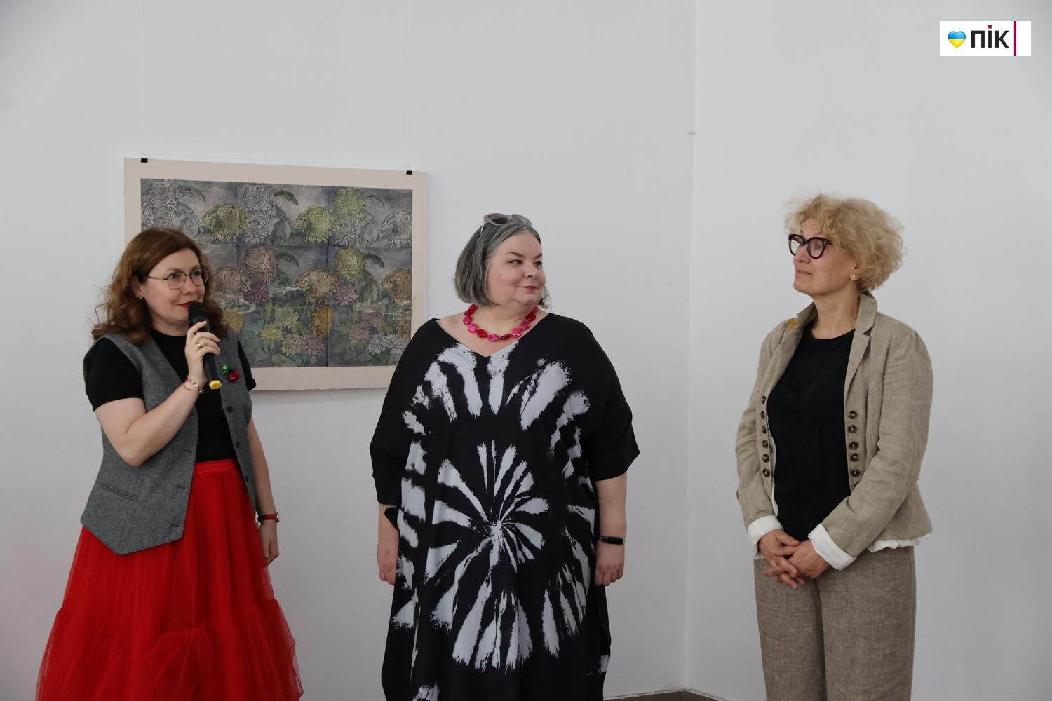 У Франківську відкрили виставку художниці-графіка Оксани Стратійчук (ФОТО) 11 IMG 0396 resize