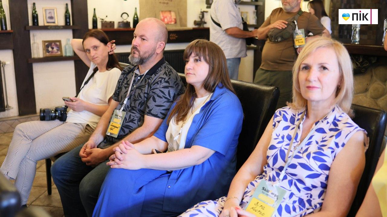 В Ужгороді відбувся форум про ветеранський бізнес: говорили про виклики, підтримку та досвід 7 IMG 20250627 121338 892