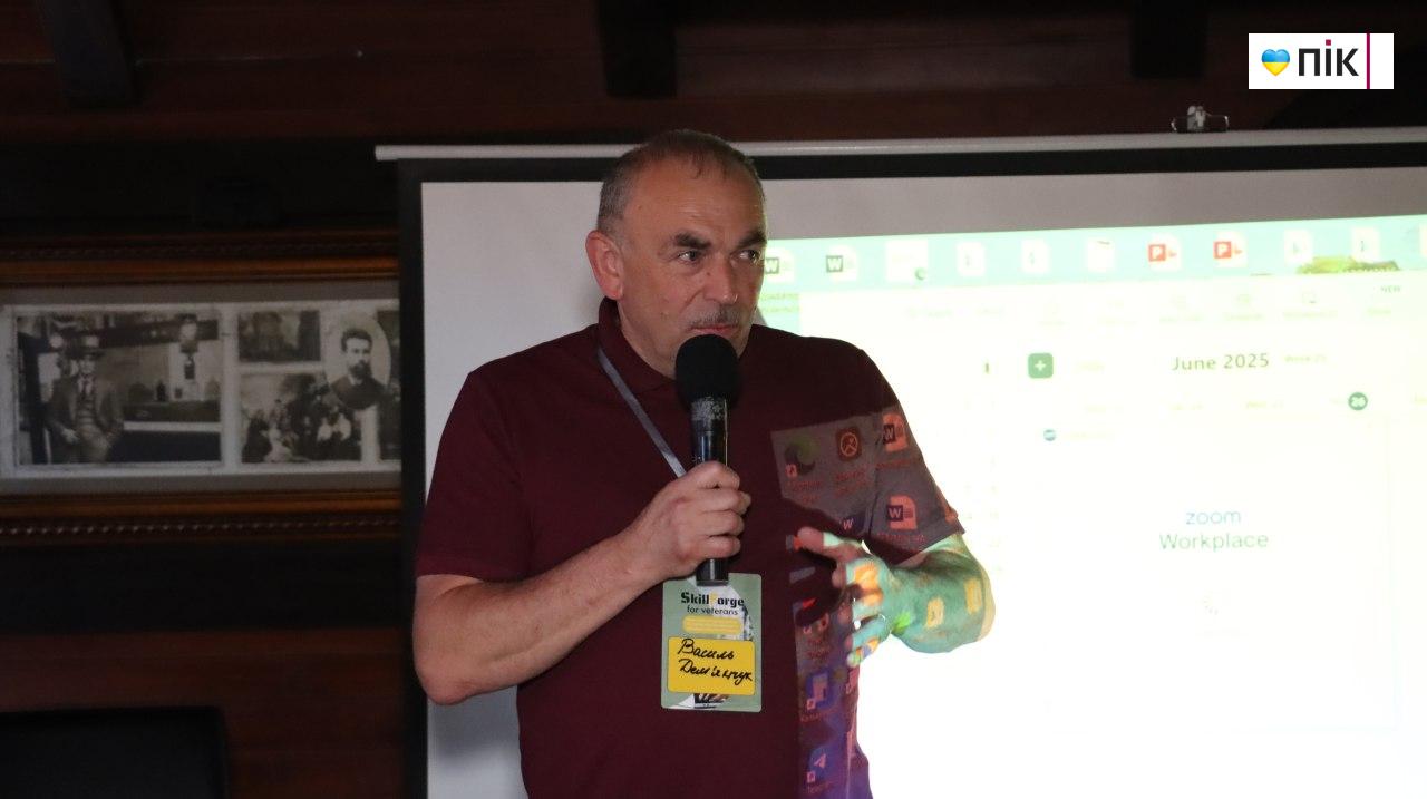 В Ужгороді відбувся форум про ветеранський бізнес: говорили про виклики, підтримку та досвід 36 IMG 20250627 121359 090