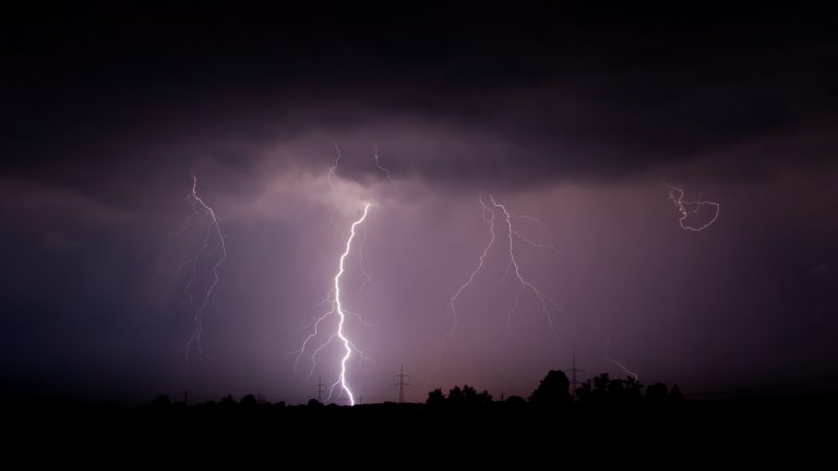 Якою буде погода на Прикарпатті четвертого червня 2 Lightning Pritzerbe 01 MK