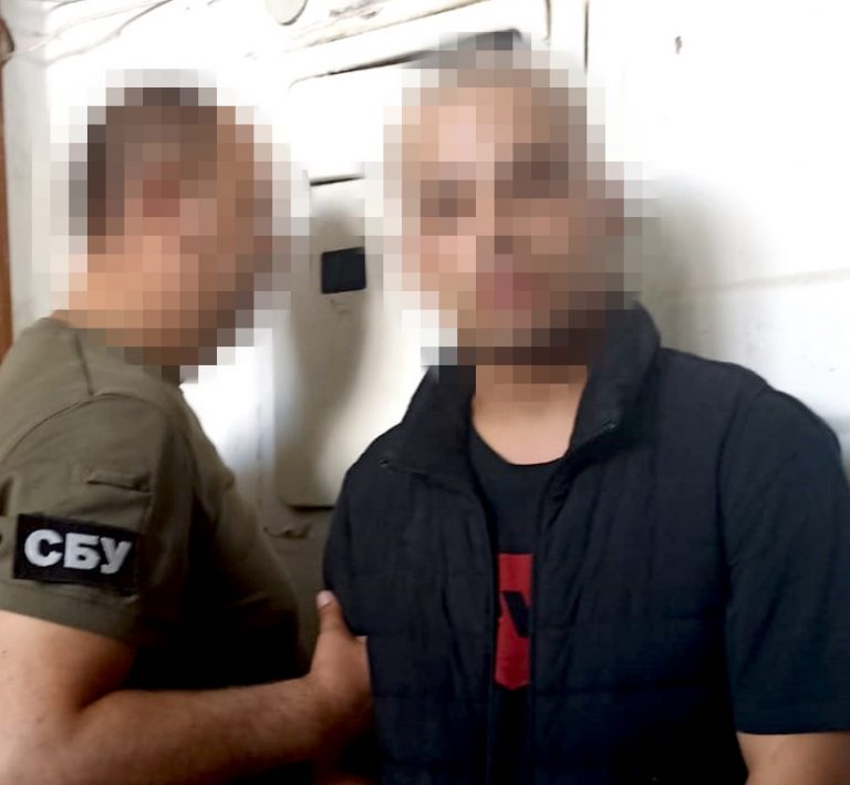 На Тернопільщині парочка диверсантів підпалили авто військового на замовлення РФ 6 На Тернопільщині парочка диверсантів підпалили авто військового на замовлення РФ