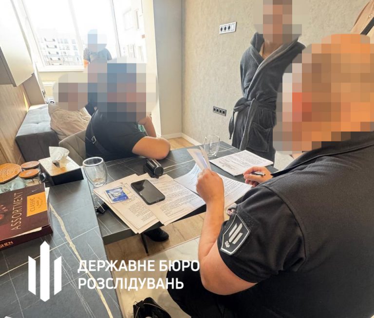 dbr vikrilo bagatomiljonnu shemu zakupivli tehniki dlya vijska. zbitki perevishhuyut 64 miljoni griven 4