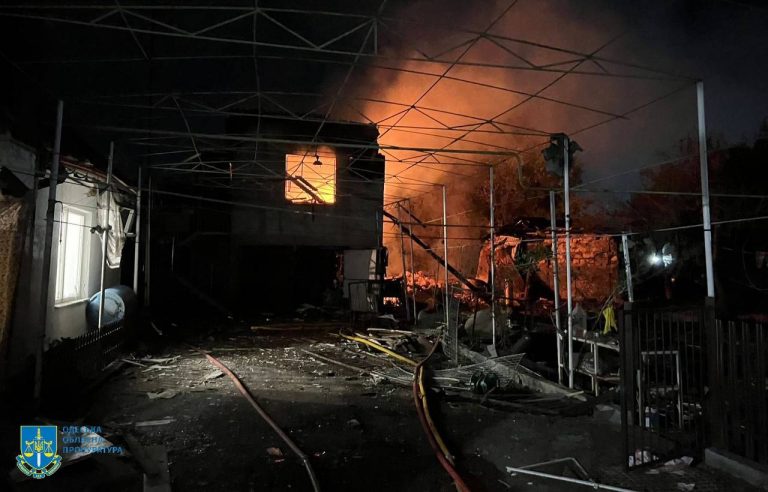 росія дронами вдарила по Одесі: пошкоджена цивільна інфраструктура (ФОТО) 9 photo 2025 06 04 08 42 42
