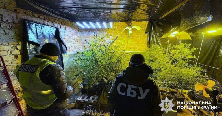 На Прикарпатті судитимуть організаторів нарколабораторії з "товаром" на понад 16 млн грн 6 photo 2025 06 09 12 37 53