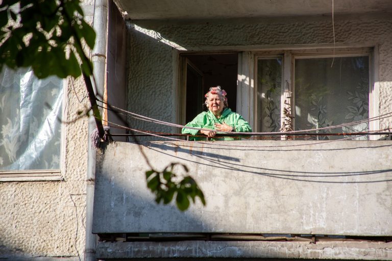 У Франківську подали 24 заяви про пошкодження майна після ворожого обстрілу 10 506713119 1335073948188858 3648144497128163709 n