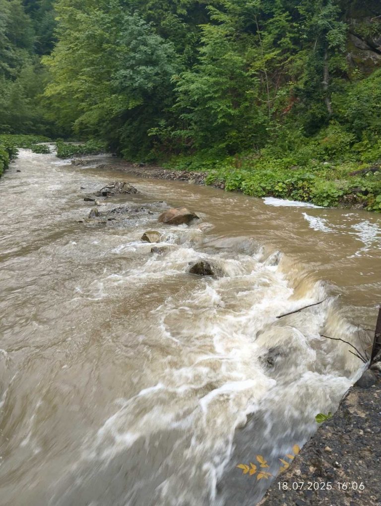 Мешканців Яремче просять заощадливо використовувати воду 4 514343191 24055218994105704 6007473265076597493 n