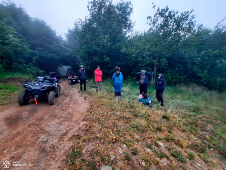 У Карпатах під час туристичної мандрівки стало зле 12 людям: ймовірно вони отруїлися (ФОТО) 5 518116971 1138481084972790 6817159463055087389 n