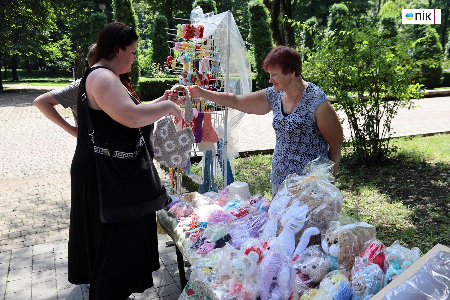 "Суботня погулька в парку": у Франківську відбулося свято на підтримку ЗСУ (ФОТО) 22 IMG 8574 resize