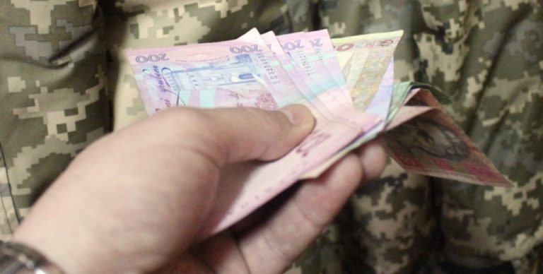 На Тернопільщині полковник ЗСУ будував собі будинок, використовуючи підлеглих 9 ee19f28b 2de5c87cbe7bbabbacdb77044737982d