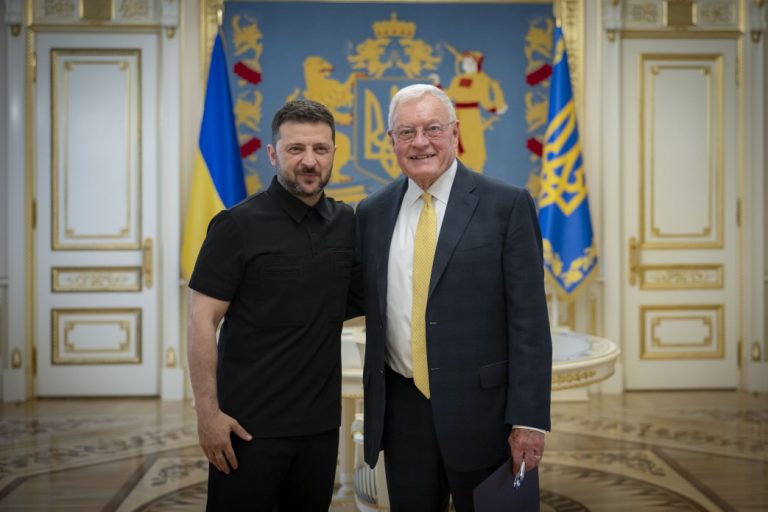 Зеленський зустрівся з спецпредставником президента США Кітом Келлогом (ФОТО) 6 f8f78fe56eb954cbde67e63f2d5fbad0 1752490785 extra large
