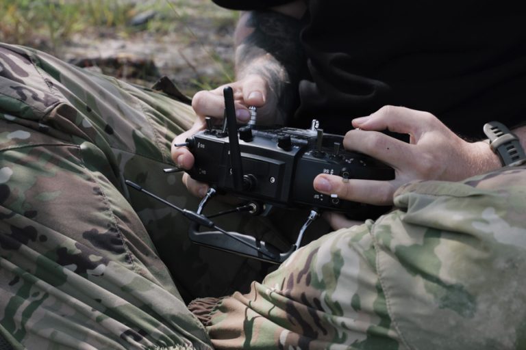 Від симулятора до ударів по техніці: як гвардійців навчають керувати FPV-дронами 2 photo 2