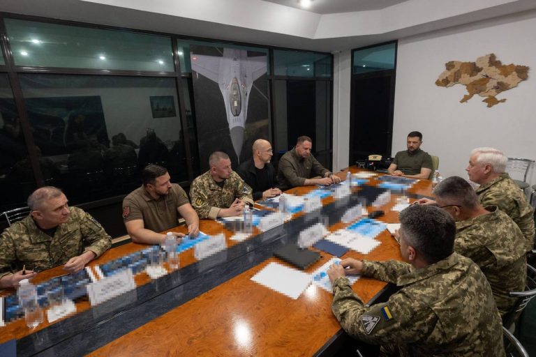Українська авіація переходить на стандарти НАТО - міністр оборони Шмигаль