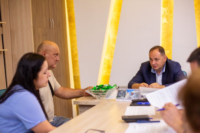 Вчора і я піддався емоції: Руслан Марцінків про прийом громадян (ВІДЕО)