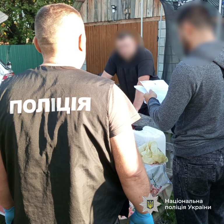 Нацполіція перекрила незаконні маршрути втечі за кордон — Франківщина теж у списку 4 Нацполіція перекрила незаконні маршрути втечі за кордон — Франківщина теж у списку