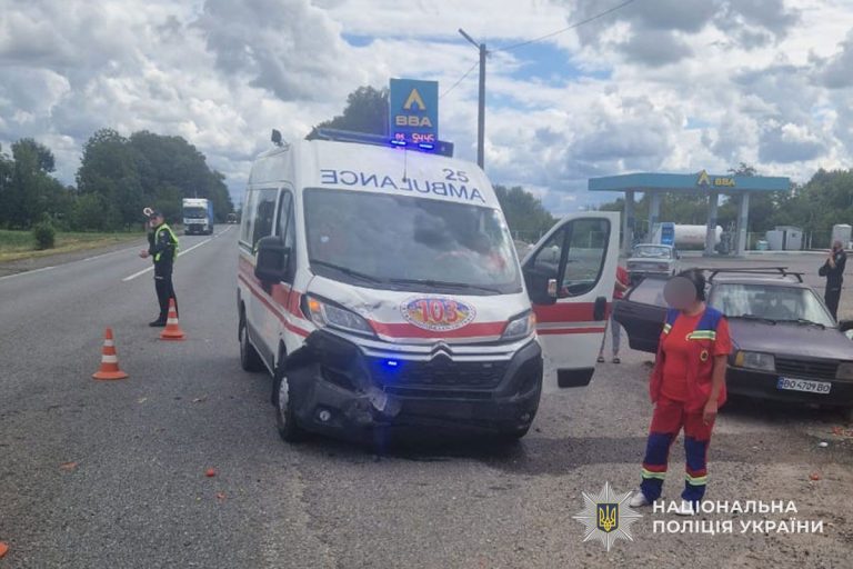 У Тернопільській області за вихідні сталися шість аварій (ФОТО) 3 У Тернопільській області за вихідні сталися шість аварій (ФОТО)
