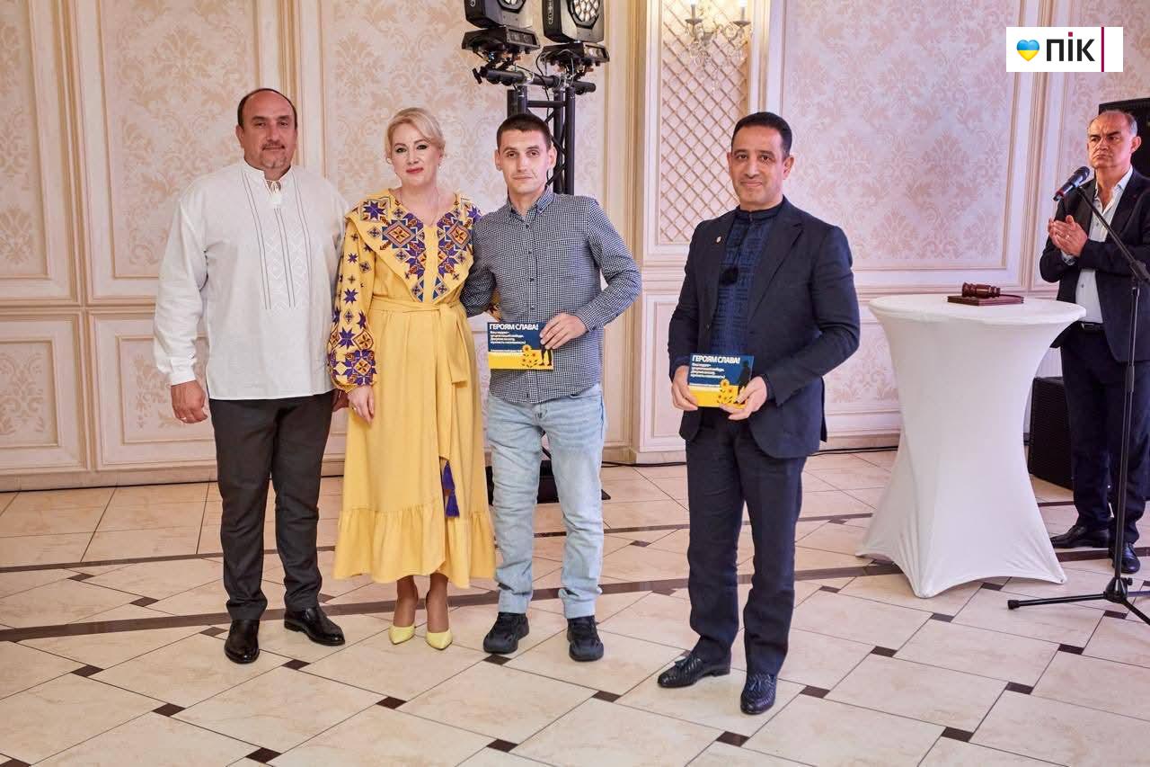 Понад 5 мільйонів зібрали на благодійному аукціоні на Івано-Франківщині (ФОТОРЕПОРТАЖ) 15 FB IMG 1755893966602