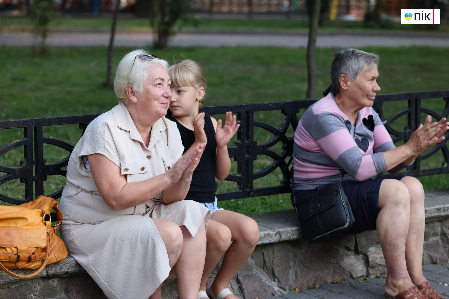 Люди Прикарпаття: благодійний концерт “На шапку” в Івано-Франківську (ФОТО) 52 G71A3479 resize