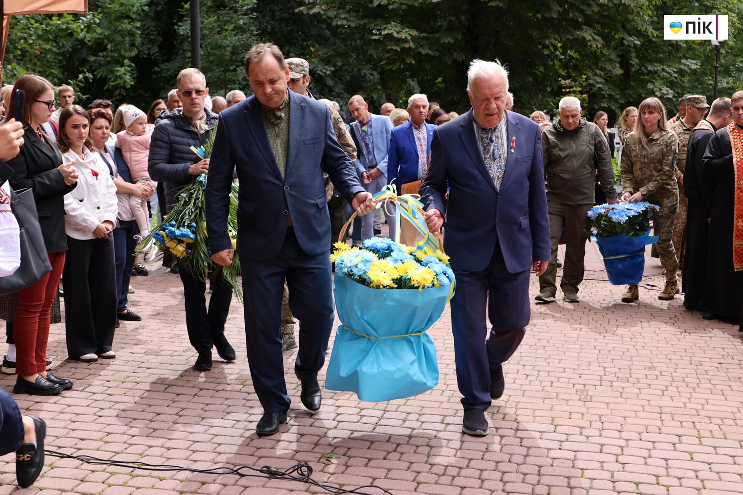 Люди Прикарпаття: День Незалежності в Івано-Франківську (ФОТО) 7 G71A4114 resize 1