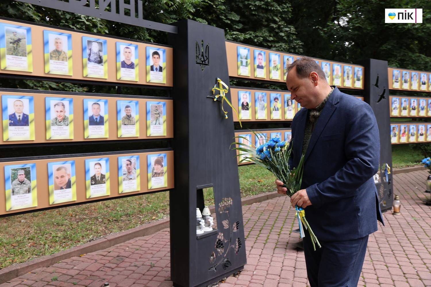 Люди Прикарпаття: День Незалежності в Івано-Франківську (ФОТО) 6 G71A4314 resize