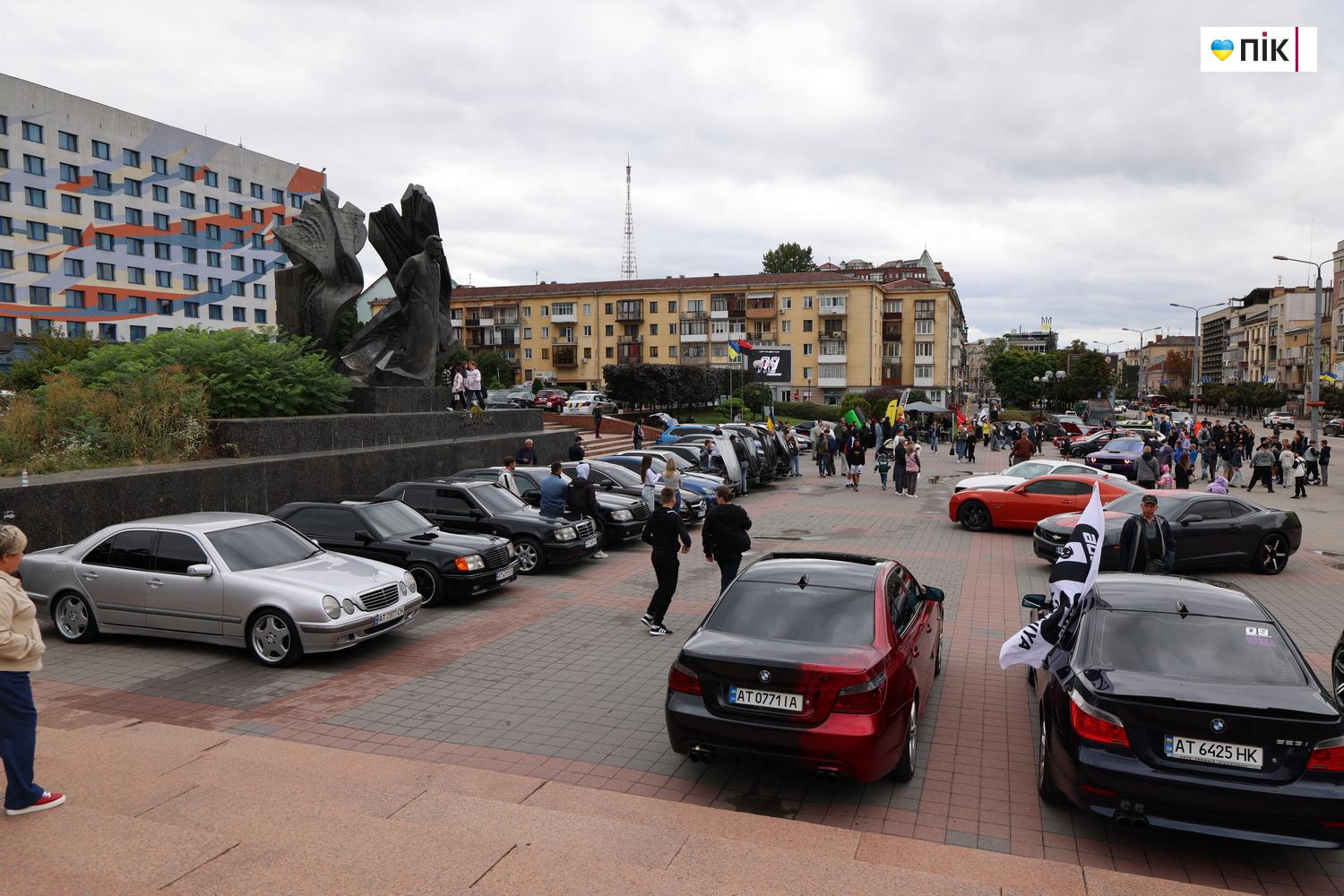 Люди Прикарпаття: День Незалежності в Івано-Франківську (ФОТО) 16 G71A5013 resize