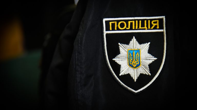 У Франківську затримали чоловіка, який відібрав у жінки мобільний телефон 10 fe354a5fd31a4e59141985a46411ed62