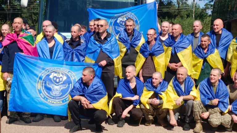 Із російського полону звільнили 84 цивільних і захисників України (ФОТО) 2 photo 2025 08 14 14 50 53