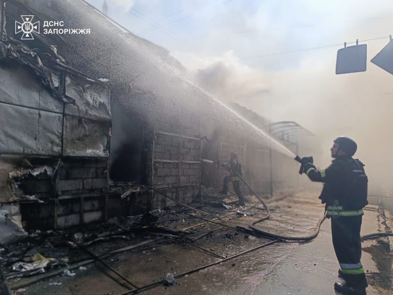 ворог обстріляв Запоріжжя: кількість постраждалих зросла до 17 людей (ФОТО) 6 photo 2025 08 18 10 20 50 2