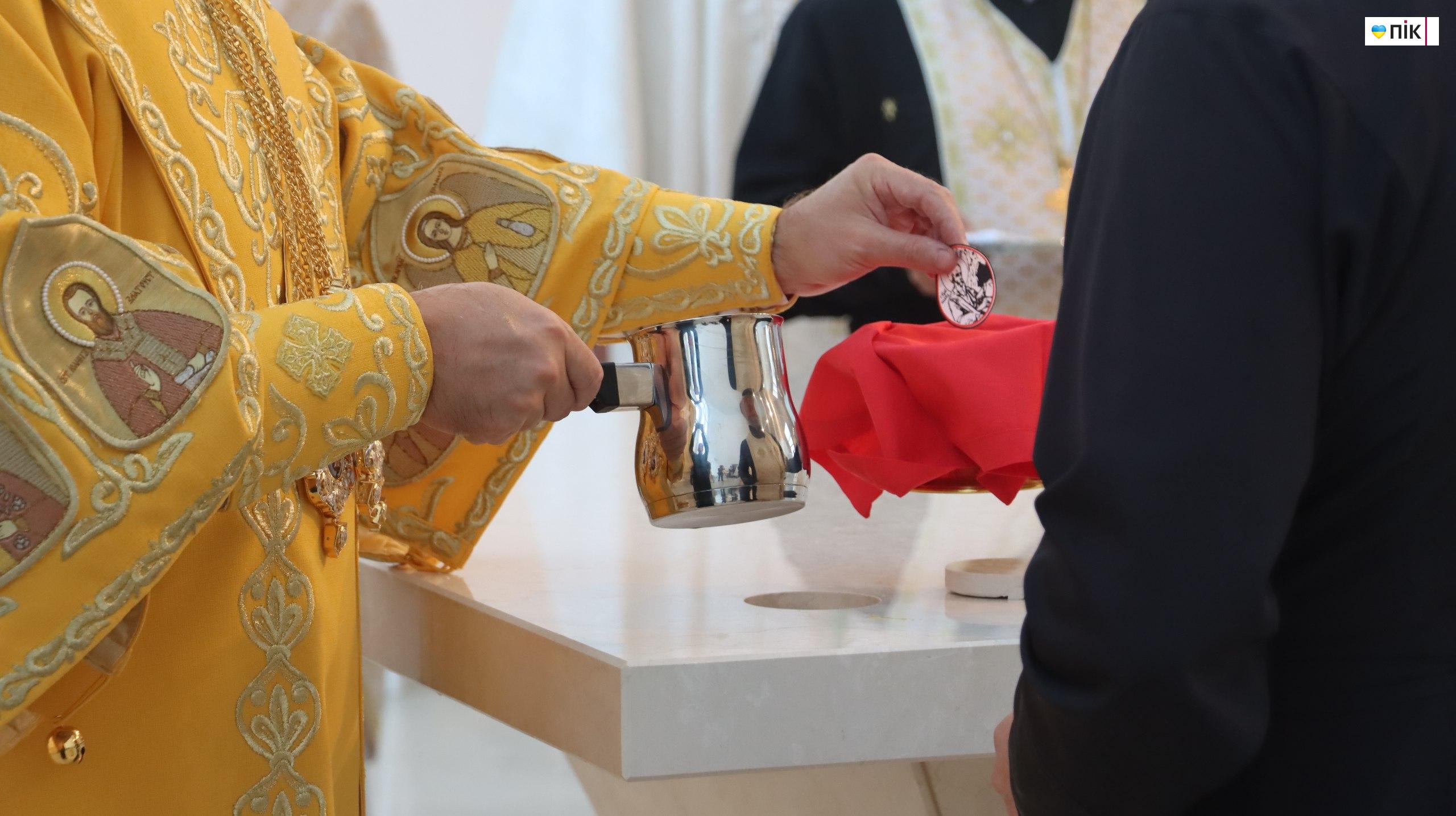 У Старуні освятили перший в Україні храм УГКЦ з підземною базилікою (ФОТОРЕПОРТАЖ) 39 photo 5280937916119515237 w