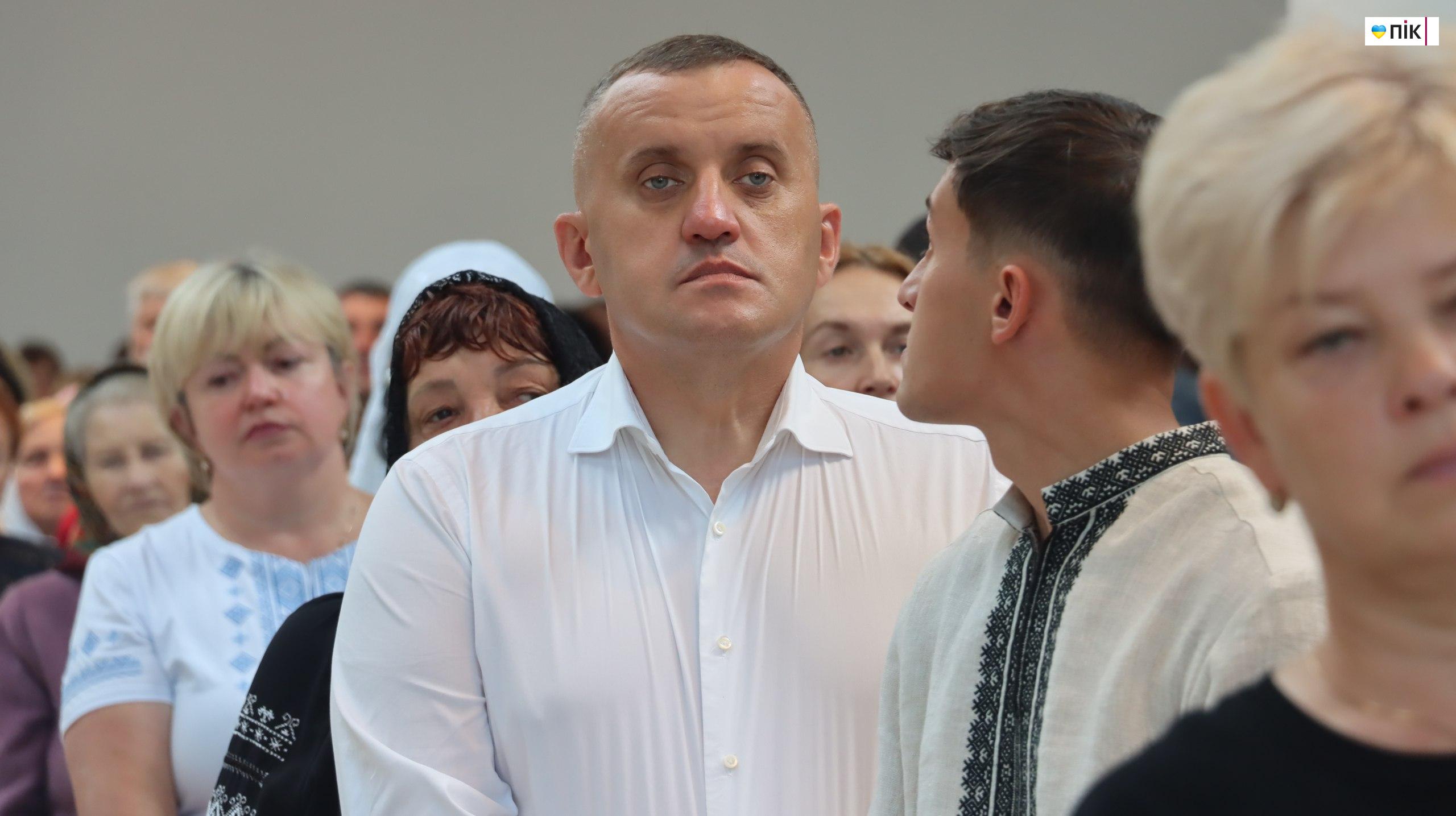 У Старуні освятили перший в Україні храм УГКЦ з підземною базилікою (ФОТОРЕПОРТАЖ) 49 photo 5280937916119515248 w