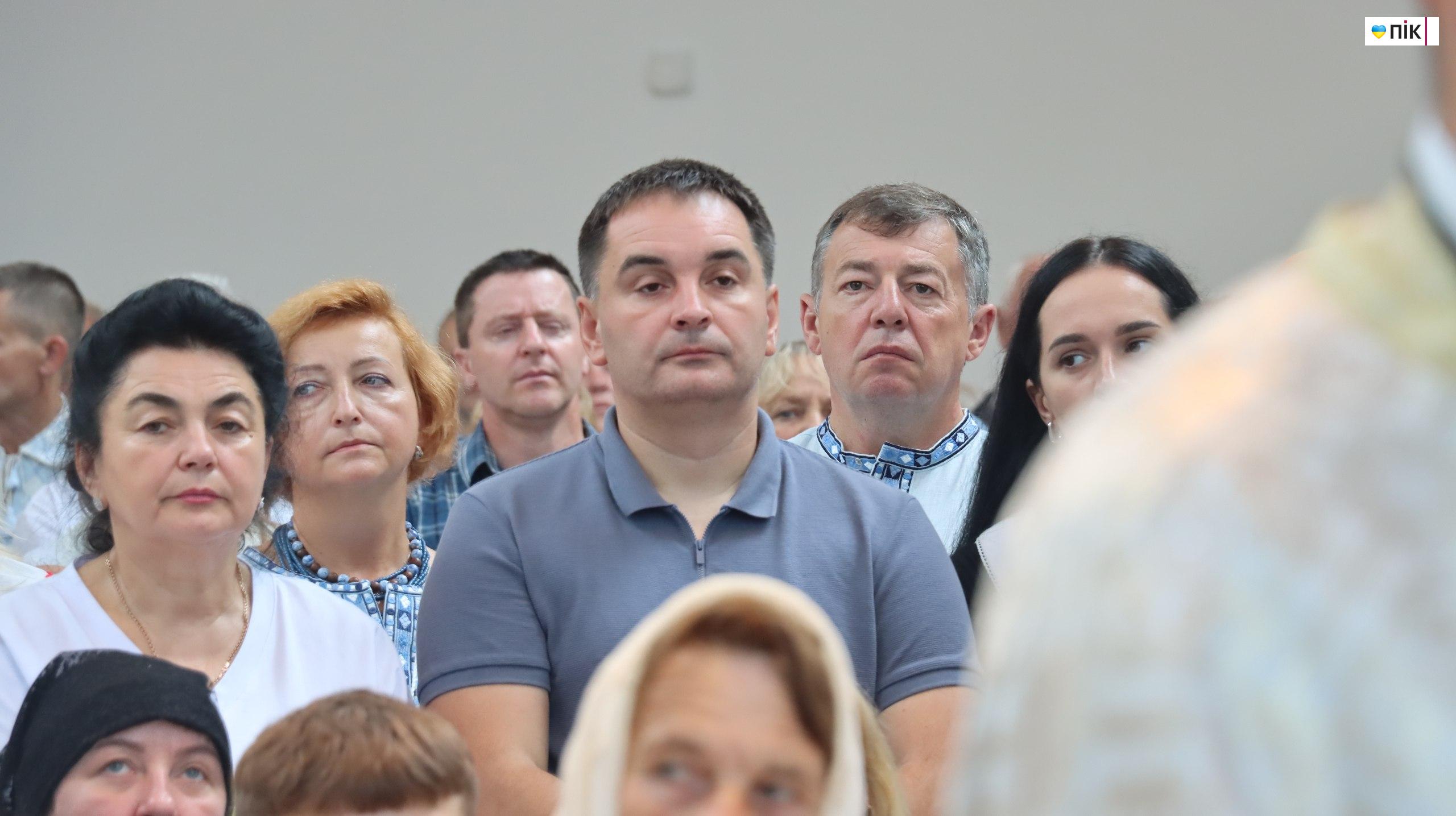 У Старуні освятили перший в Україні храм УГКЦ з підземною базилікою (ФОТОРЕПОРТАЖ) 50 photo 5280937916119515249 w