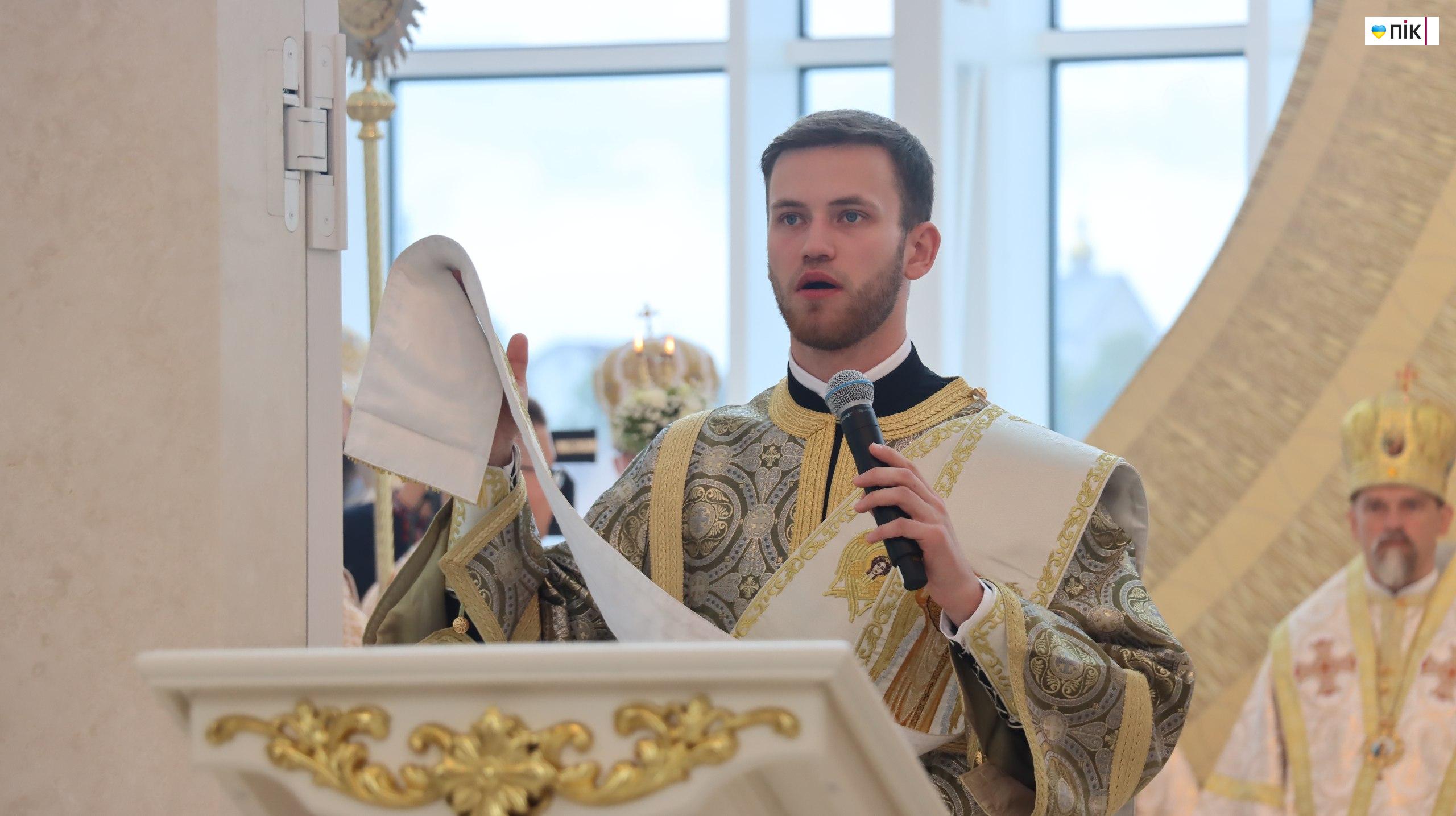 У Старуні освятили перший в Україні храм УГКЦ з підземною базилікою (ФОТОРЕПОРТАЖ) 42 photo 5280937916119515254 w