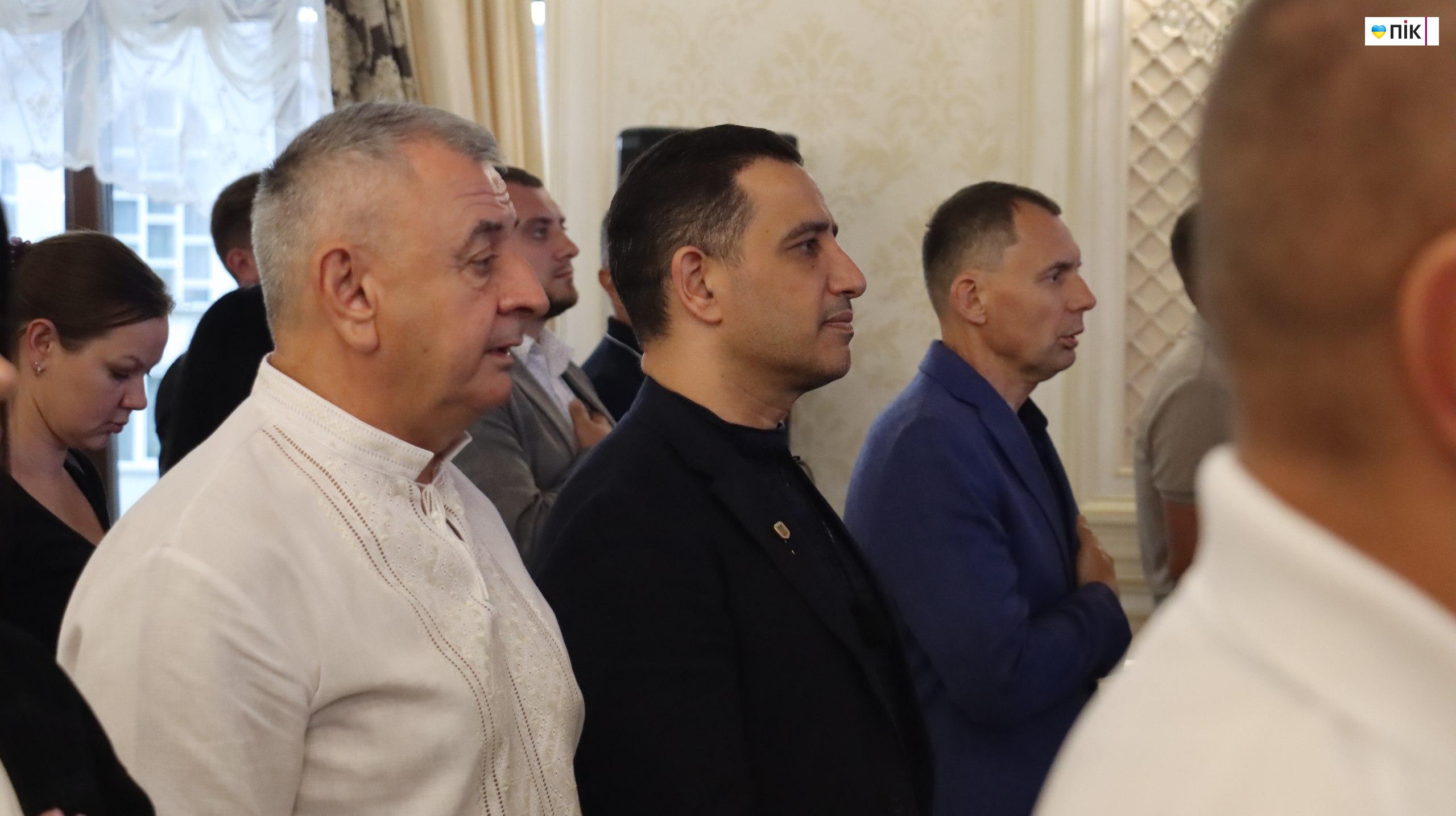 Понад 5 мільйонів зібрали на благодійному аукціоні на Івано-Франківщині (ФОТОРЕПОРТАЖ) 5 photo 5280937916119515294 w