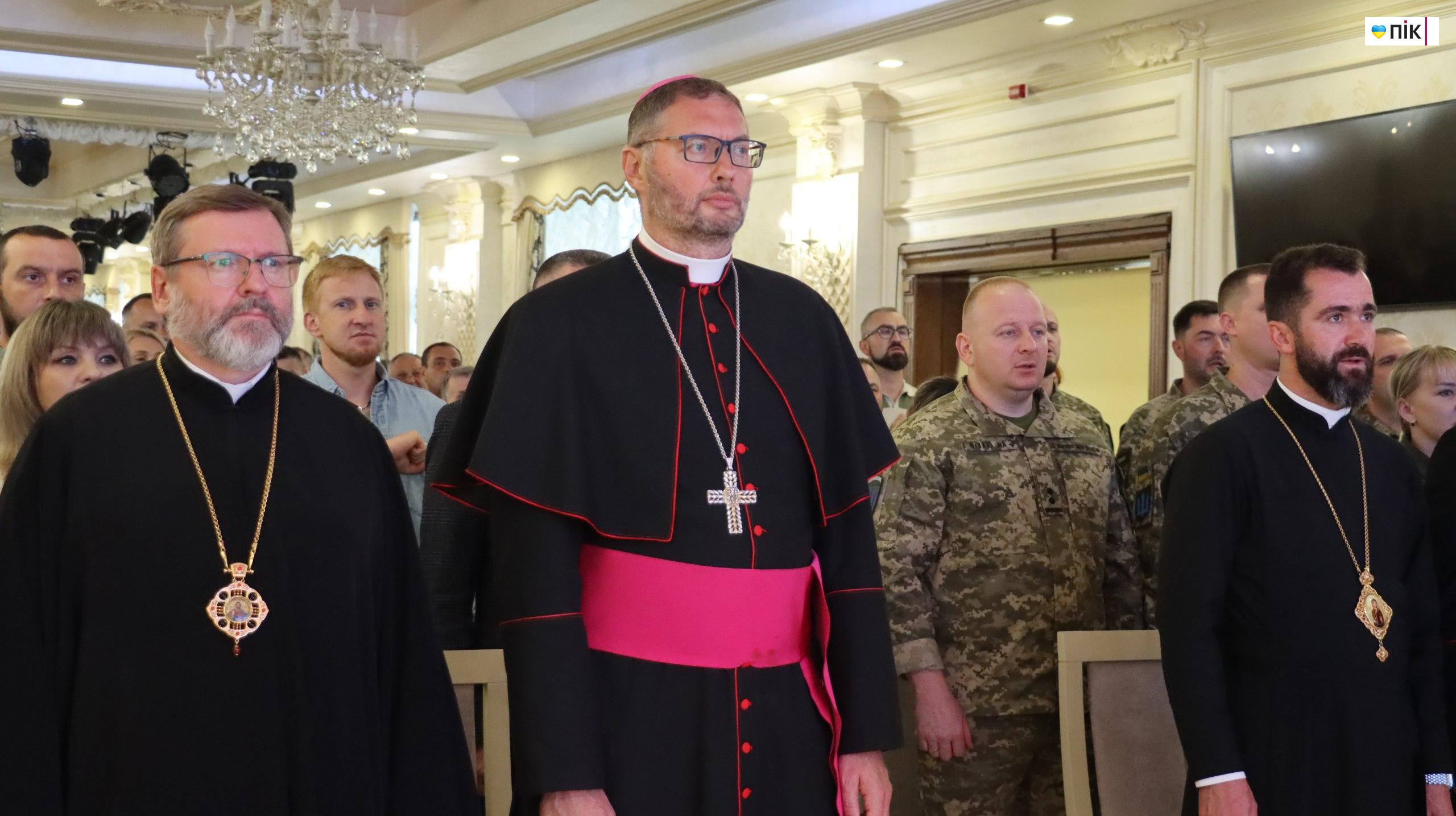 Понад 5 мільйонів зібрали на благодійному аукціоні на Івано-Франківщині (ФОТОРЕПОРТАЖ) 23 photo 5280937916119515295 w