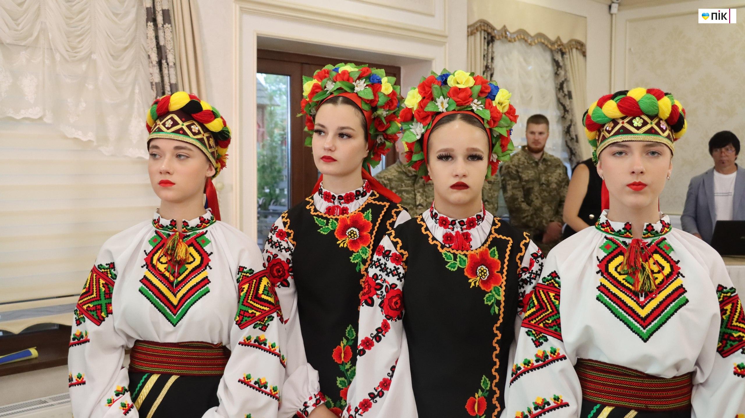 Понад 5 мільйонів зібрали на благодійному аукціоні на Івано-Франківщині (ФОТОРЕПОРТАЖ) 30 photo 5280937916119515297 w