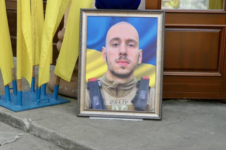 У Калуші попрощалися з 20-річним полеглим захисником Артемом Білобровим (ФОТО) 3 544359313 815831440968358 5812572878773244606 n