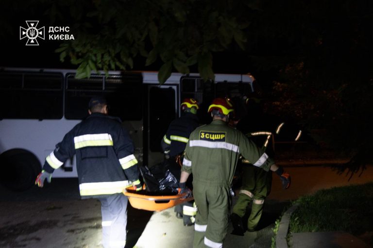 Кількість жертв атаки на Київ зросла: з-під завалів дістали тіло чоловіка 5 545271147 1214777397356814 4889774280268060998 n